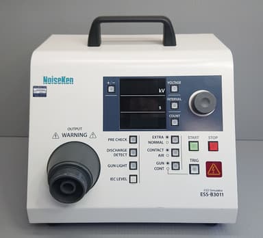 NoiseKen ノイズ研究所★静電気試験器 ESS-B3011★放電ガン GT-30R★取説付