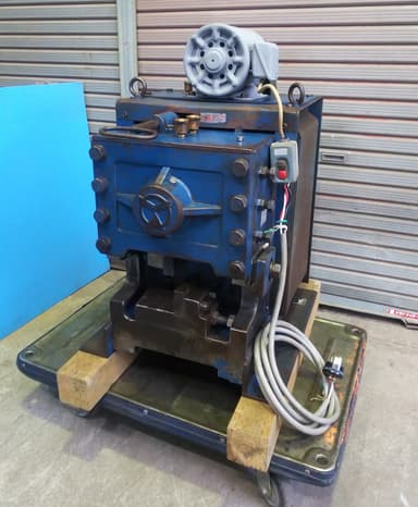 東陽建設工機★鉄筋切断機★C-33